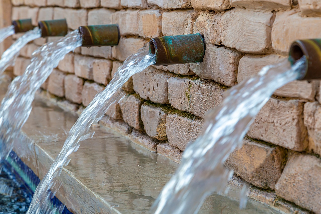 water overflow pipes