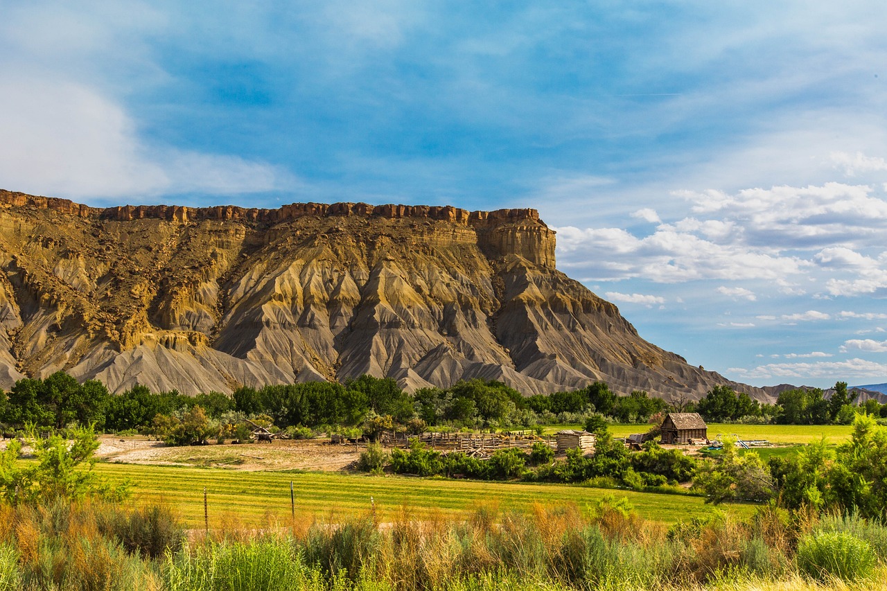Utah scenery, with clouds portending possible rainfall