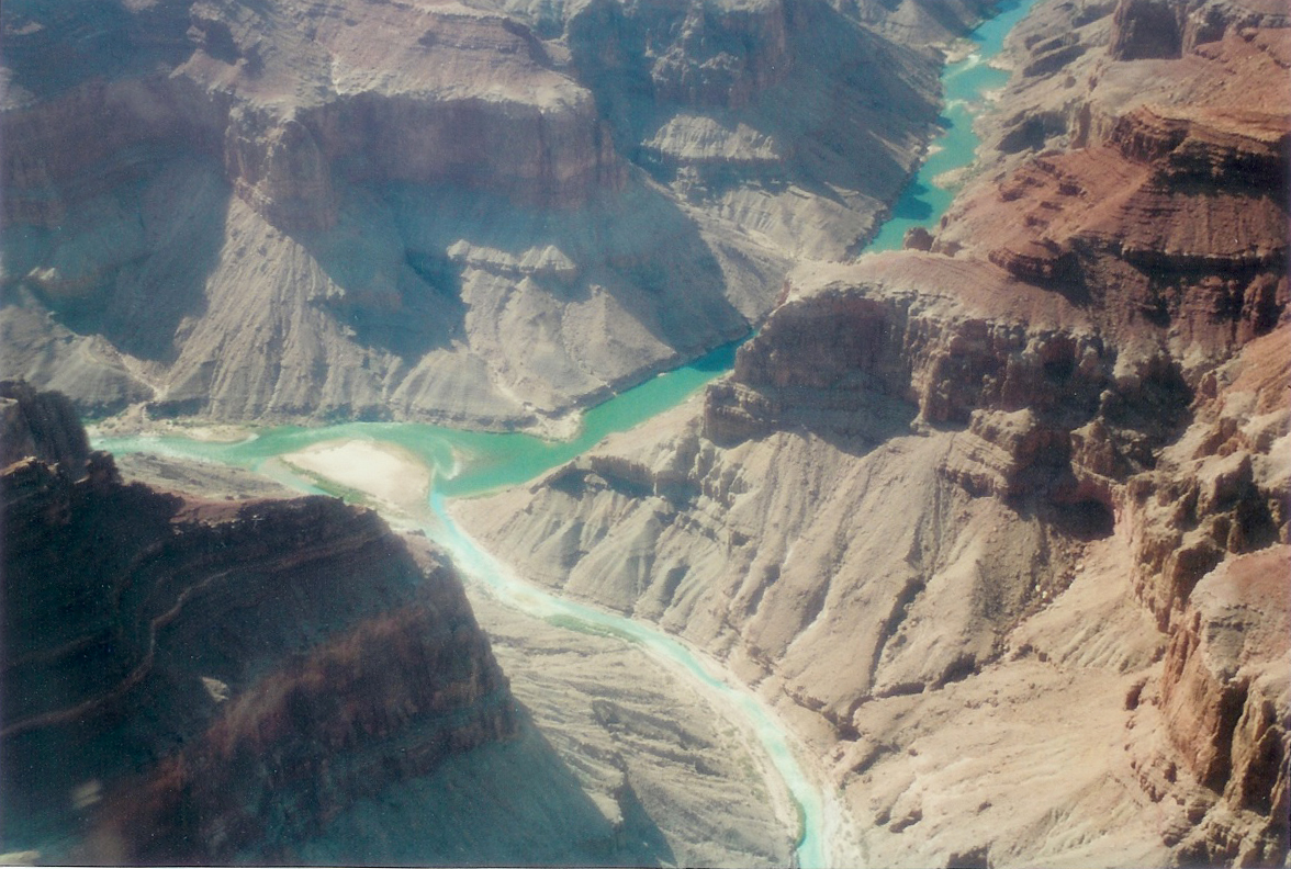States wrestle with stalled Colorado River negotiations as legal threats, federal pressure, and competing basin plans heighten tension and urgency