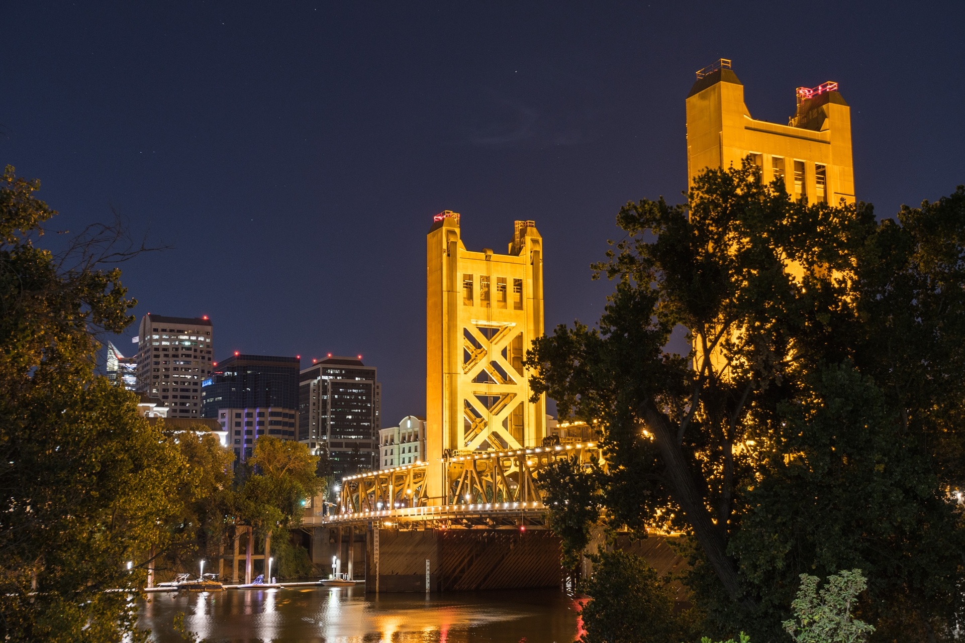 Sacramento - view of tower bridge