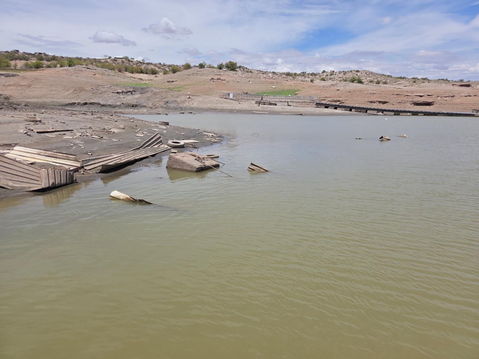 Debris at Marina del Sur, Elephant Butte