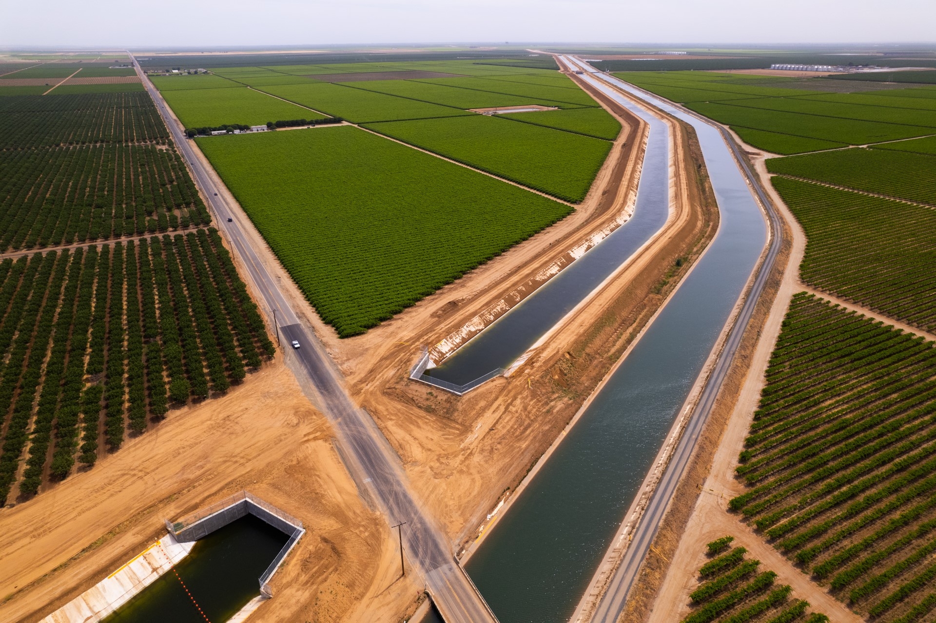 Friant Kern Canal (Bureau of Reclamation photo)